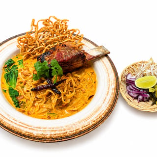 SIGNATURE KHAO SOI SHORT RIB 🌶️